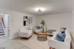 215 E 10th Ave, Roselle, NJ 07203 - Photo 9