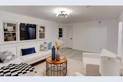 215 E 10th Ave, Roselle, NJ 07203 - Photo 9