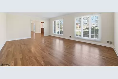 50 Pinewood Cres, Berkeley Heights Township, NJ 07922 - Photo 9