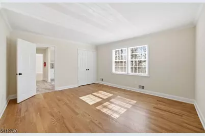 50 Pinewood Cres, Berkeley Heights Township, NJ 07922 - Photo 29