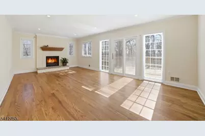 50 Pinewood Cres, Berkeley Heights Township, NJ 07922 - Photo 13