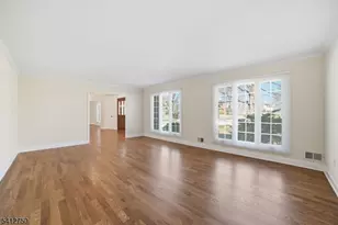 50 Pinewood Crescent, Berkeley Heights Township, NJ 07922 - Photo 7