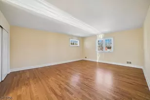 50 Pinewood Crescent, Berkeley Heights Township, NJ 07922 - Photo 23