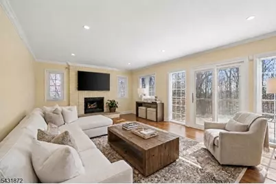 50 Pinewood Cres, Berkeley Heights Township, NJ 07922 - Photo 13