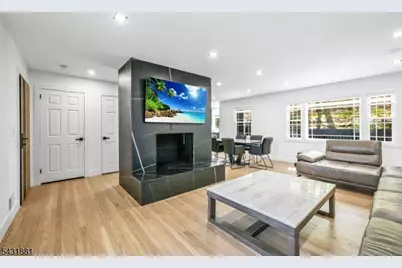 207 Degray St, North Haledon, NJ 07508 - Photo 5