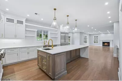 354 Beaufort Ave, Livingston, NJ 07039 - Photo 19