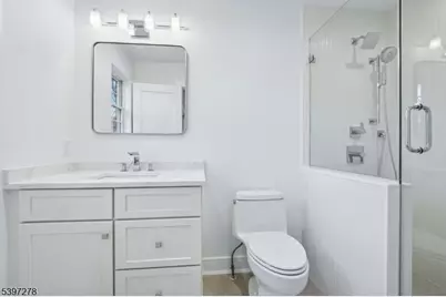 354 Beaufort Ave, Livingston, NJ 07039 - Photo 37