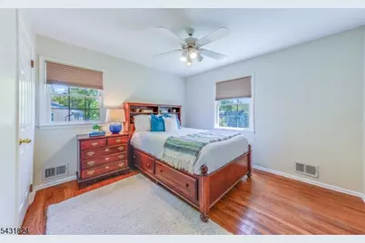 40 Delwick Ln, New Providence, NJ 07974 - Photo 27