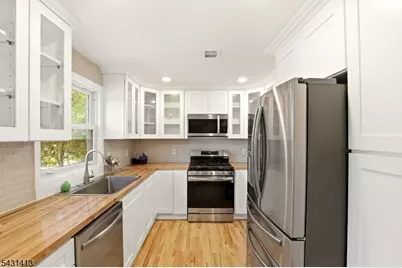 49 Birch Pkwy, Byram Township, NJ 07871 - Photo 13