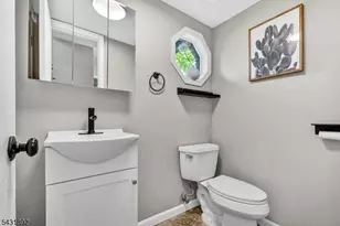 25 State St, Clark Township, NJ 07066 - Photo 5