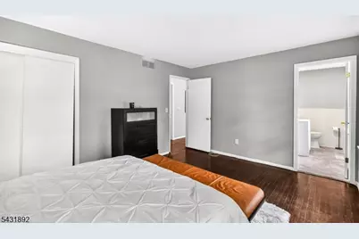 25 State St, Clark Township, NJ 07066 - Photo 33