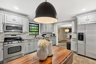 25 State St, Clark Township, NJ 07066 - Photo 15