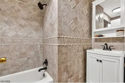25 State St, Clark Township, NJ 07066 - Photo 21