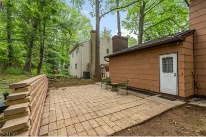 25 State St, Clark Township, NJ 07066 - Photo 33