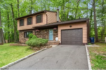 25 State St, Clark Township, NJ 07066 - Photo 1