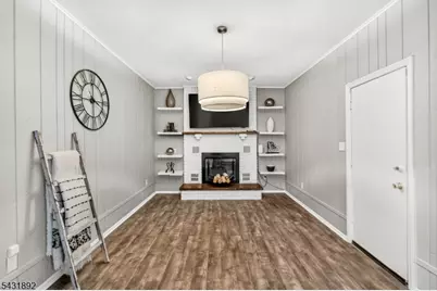 25 State St, Clark Township, NJ 07066 - Photo 17