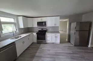 104 River St, East Rutherford, NJ 07073 - Photo 5