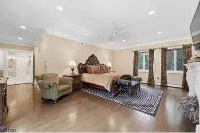 27 Mountainwood Ct, Totowa, NJ 07512 - Photo 21