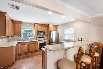 154 Milton Ave, Nutley Twp., NJ 07110 - Photo 11