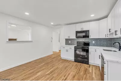 55 Orchard Dr, Vernon, NJ 07462 - Photo 5