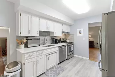 7 Marla Ter, Roxbury Township, NJ 07836 - Photo 7