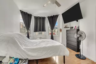 80 Elm St, Newark, NJ 07105 - Photo 25