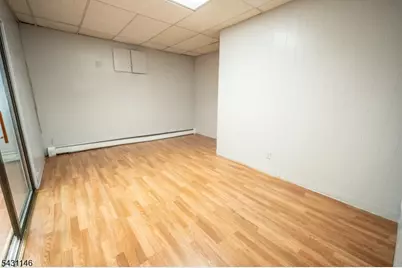 1643 Kennedy Blvd Unit 3, Jersey City, NJ 07305 - Photo 15