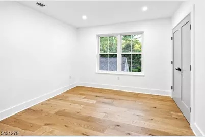 44 E Cedar St, Livingston, NJ 07039 - Photo 29