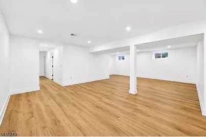 44 E Cedar St, Livingston, NJ 07039 - Photo 27