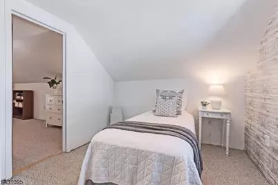 15 Rynda Rd, Maplewood, NJ 07040 - Photo 35