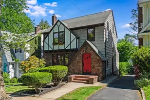 15 Rynda Rd, Maplewood, NJ 07040 - Photo 3