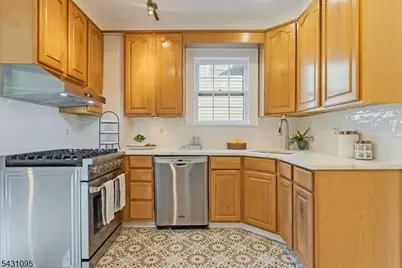 15 Rynda Rd, Maplewood, NJ 07040 - Photo 19