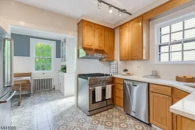 15 Rynda Rd, Maplewood, NJ 07040 - Photo 17