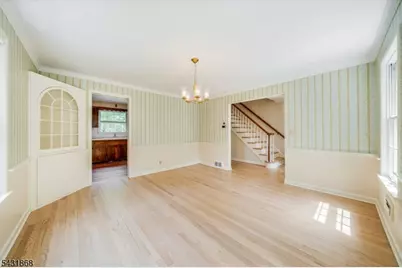 257 Brookhaven Way, Millburn, NJ 07078 - Photo 15