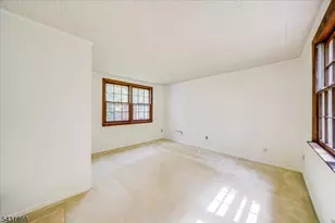 257 Brookhaven Way, Millburn, NJ 07078 - Photo 9