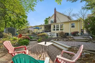 22 Spier Dr, Livingston, NJ 07039 - Photo 29