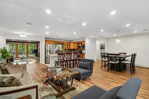 22 Spier Dr, Livingston, NJ 07039 - Photo 3