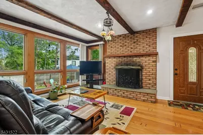 22 Spier Dr, Livingston, NJ 07039 - Photo 13