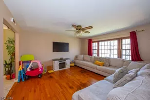 41 Waterloo Rd, Byram Township, NJ 07874 - Photo 5