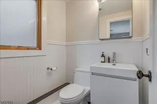 511 Scotland Rd, South Orange Village Twp., NJ 07079 - Photo 9