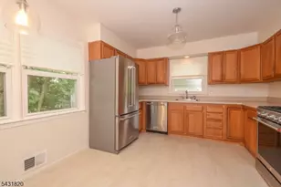 511 Scotland Rd, South Orange Village Twp., NJ 07079 - Photo 7