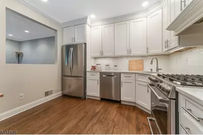 706 Park Place, Springfield, NJ 07081 - Photo 5