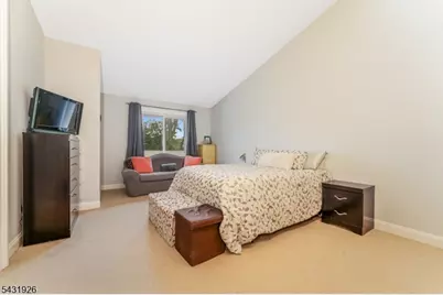 706 Park Place, Springfield, NJ 07081 - Photo 13