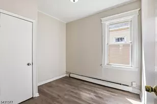 184 W Runyon St, Newark, NJ 07108 - Photo 23