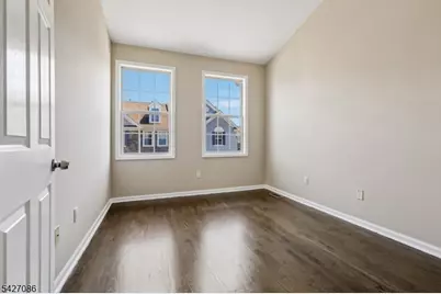 22 Devonshire Dr, Clifton, NJ 07013 - Photo 21
