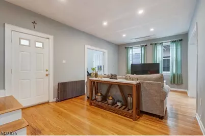 1715 Dill Ave, Linden, NJ 07036 - Photo 5