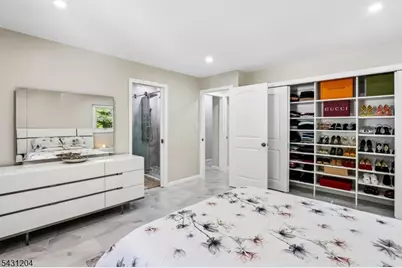 881 Bordentown Ave, Sayreville, NJ 08879 - Photo 25