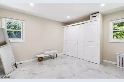 881 Bordentown Ave, Sayreville, NJ 08879 - Photo 19