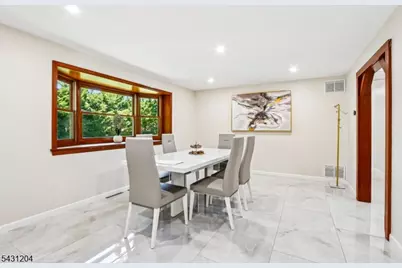 881 Bordentown Ave, Sayreville, NJ 08879 - Photo 9