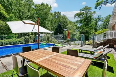 881 Bordentown Ave, Sayreville, NJ 08879 - Photo 41